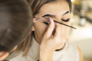 Pros & Cons of Eyebrow Tinting and Everything You Need To Know